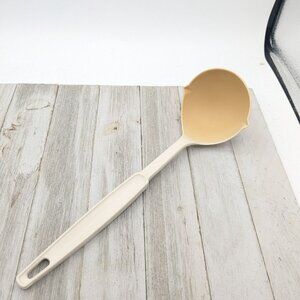 Ekco Almond #2 Nylon Soup/Sauce Ladle USA Dishwasher Safe Kitchen Utensil 11"